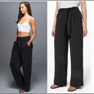 Lululemon Noir Career Wide Leg Tie Waist Pants Black Size 2